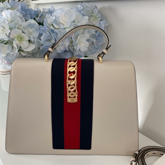 (SOLD)Gucci bag - Picture 3 of 5